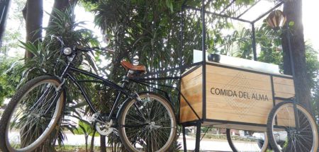 Foodbikes, el colectivo que retoma la tradición mexicana de ofrecer comida sobre ruedas