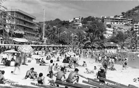 Nostalgia Urbana: fotografías de una época dorada, Acapulco en los años 50