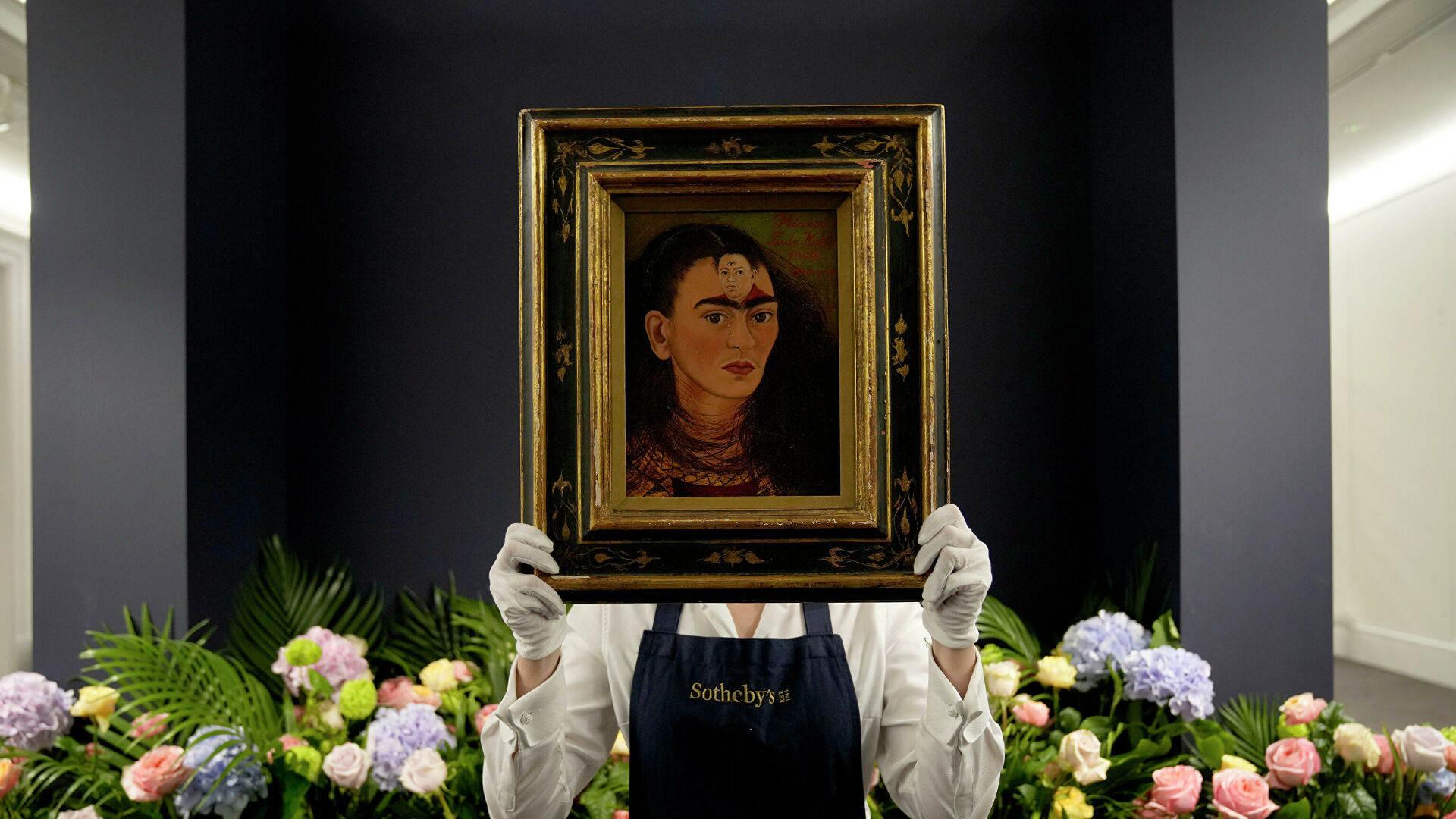 Cuadro de Frida Kahlo se vendió en $34,9 millones de dólares y rompe el record de Latinoamércia