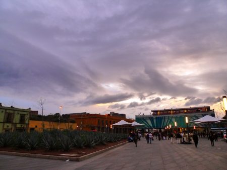 La Plaza Garibaldi: el espacio tradicional de la fiesta mexicana