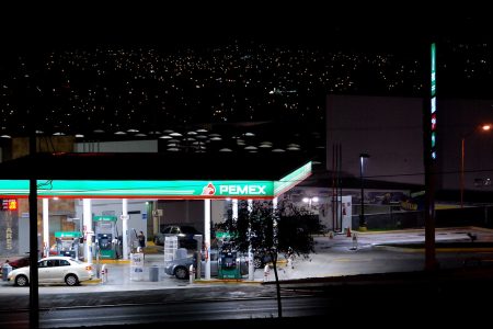 Una lista de las gasolineras que te roban en el DF