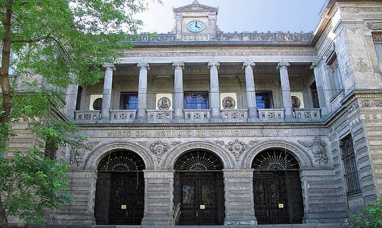 Museo de Geología: el palacio de las ciencias de la Tierra