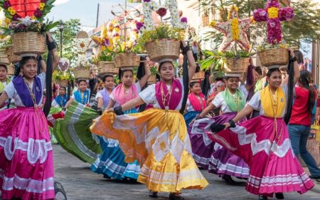 Llega a CDMX una muestra de la fiesta más típica de Oaxaca: La Guelaguetza