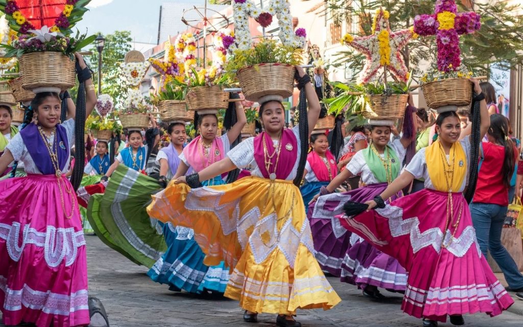 Llega a CDMX una muestra de la fiesta más típica de Oaxaca: La Guelaguetza