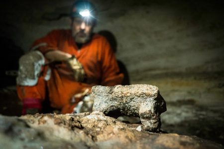 Hallan en cueva de Balamkú objetos que no fueron tocados por el hombre por más de 1.000 años