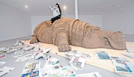 La increíble escultura Hope Hippo replica un hipopótamo de tamaño real