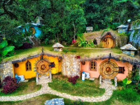 Las encantadoras cabañas de hobbit en las tierras surrealistas de Xilitla