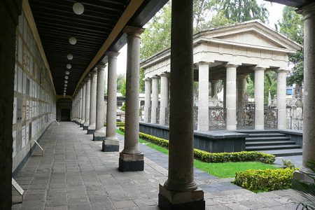 Turismo funerario: San Fernando, el panteón de los personajes ilustres