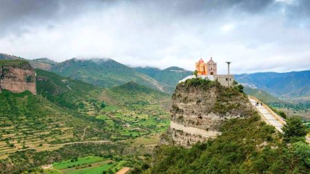 San Francisquito, el sublime convento en el risco de Ixtacamaxtitlán