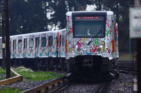 El arte de Keith Haring invade el metro de la Ciudad de México