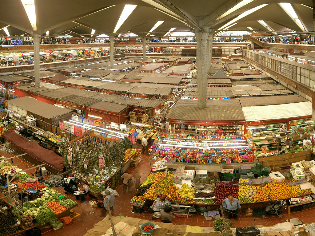 Tesoros de México: El inmenso Mercado de San Juan de Dios en Guadalajara