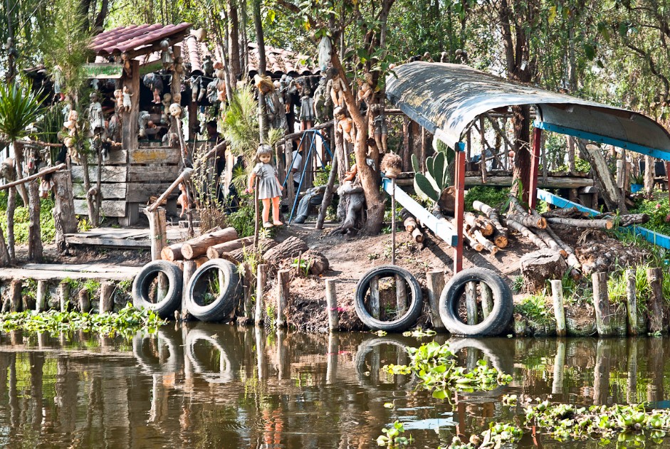 La isla de las muñecas: un lugar de misterio y culto a las leyendas urbanas