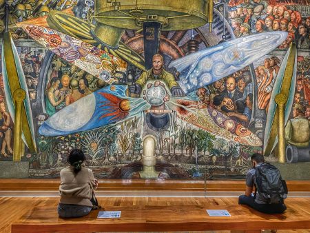 Esta exposición narra la historia detrás del mural destruido de Diego Rivera