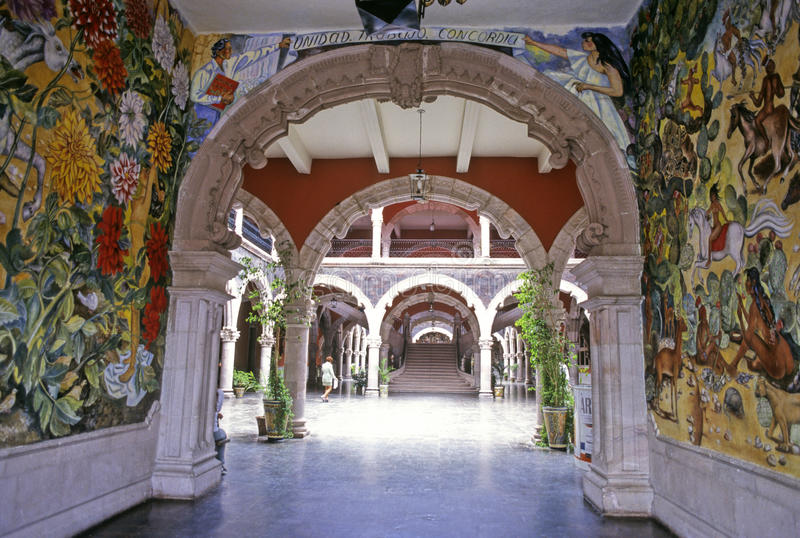 Los controvertidos murales del Palacio de Gobierno de Aguascalientes