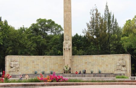 Sobre el monumento en la CDMX que celebra a la madre mexicana