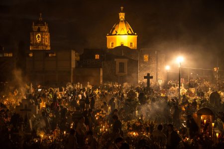 Un alucinante recorrido por las tradiciones del mágico barrio de Mixquic