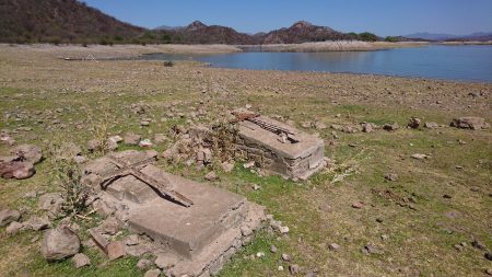 Oviáchic y Batuk son dos panteones que se encuentran bajo el agua en México