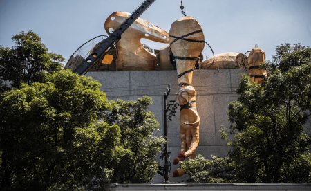 Visita la enorme escultura instalada en la fachada del Museo Carrillo Gil