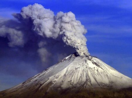 De cómo el Popocatépetl podría salvar a la Ciudad de México de su colapso