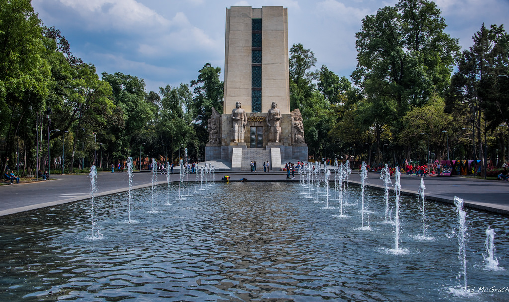 Misterios y letanías de la Plaza de la Bombilla