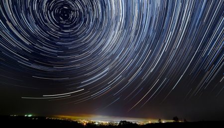 Una lluvia de estrellas atravesará el cielo de la ciudad