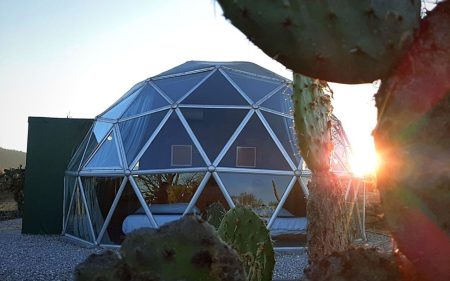 Raíces Glamping una experiencia con cabañas geodésicas a 50 minutos de la CDMX