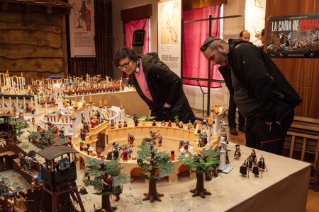 El mundo es un juego de Playmobil, una exposición en el Centro Histórico