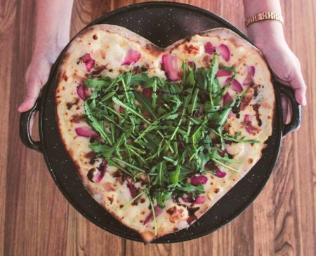 Rut Marut, una pizzería cursi pero excepcional en la Cuauhtémoc