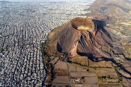 Conoce la espectacular exposición de Santiago Arau en Palacio de Bellas Artes