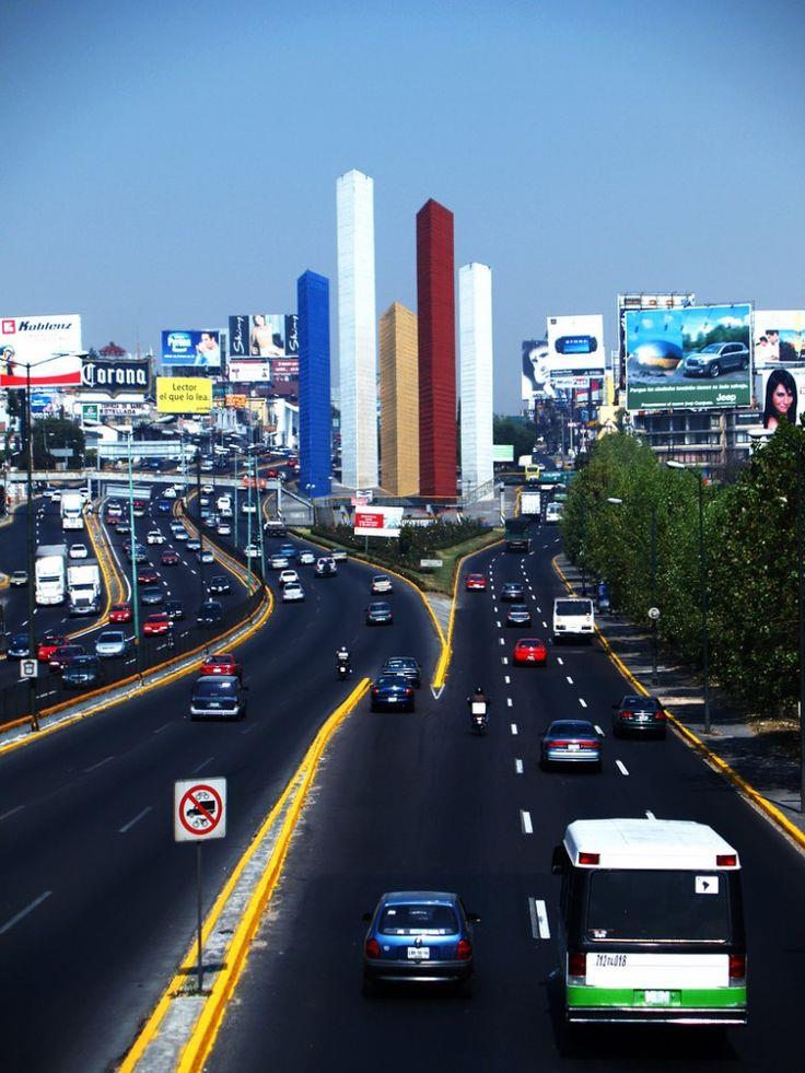 Nostalgia Sateluca: El Bazar de Lomas Verdes