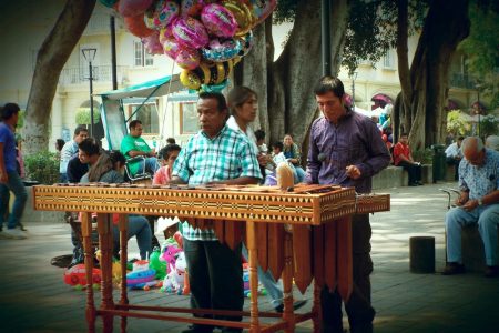 Los Sonidos de la Ciudad de Mexico (narrados por Ray Bradbury)