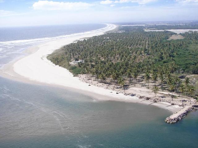 Teacapan, un paraíso de palmeras y atardeceres dorados