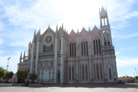 El precioso Templo expiatorio de León: misticismo, cultura y tradición