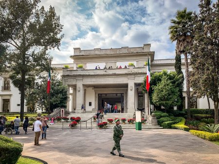 El muy oportuno Tendido de Libros en el Complejo Cultural Los Pinos