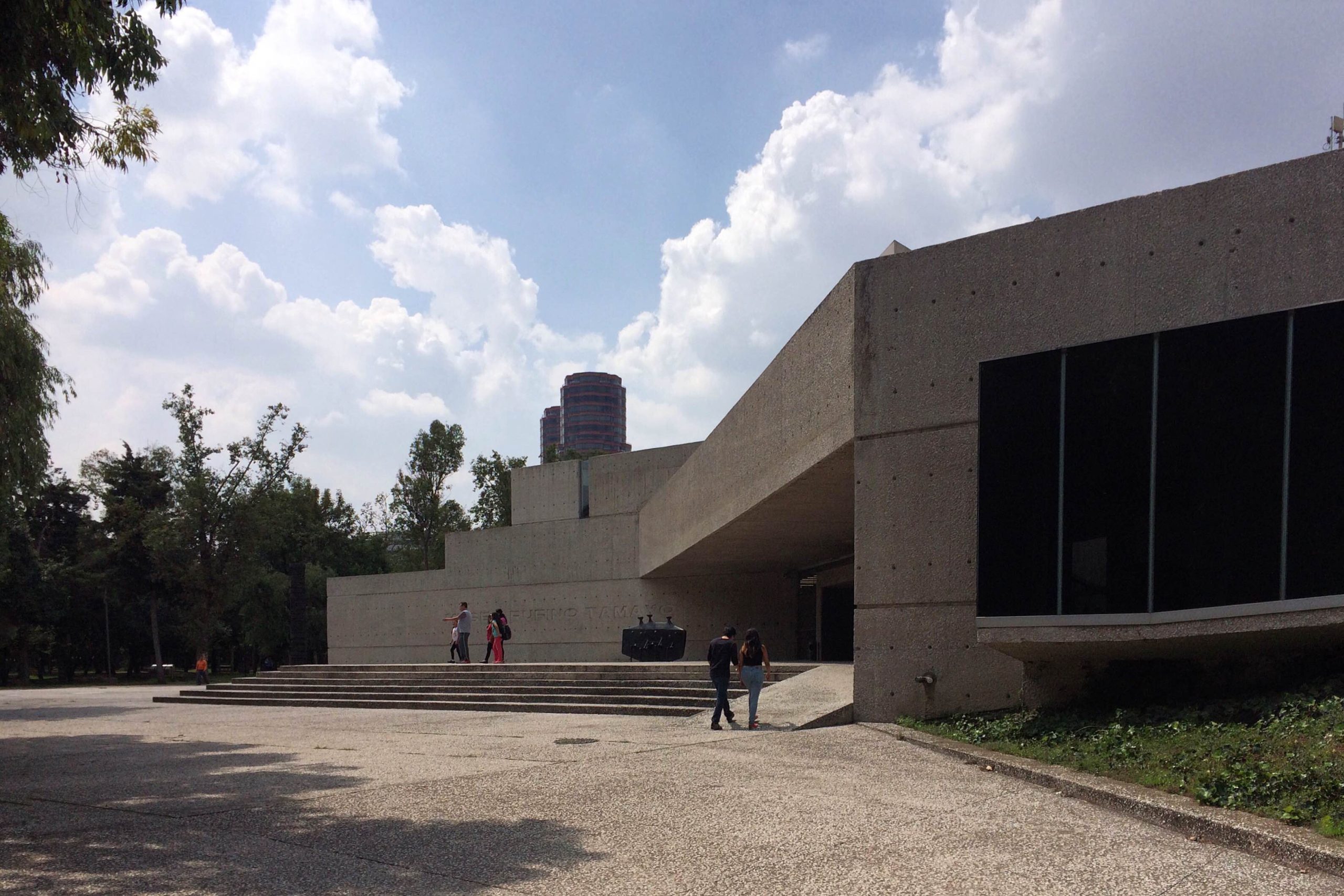 Local y universal: Teodoro González de León y el Museo Tamayo