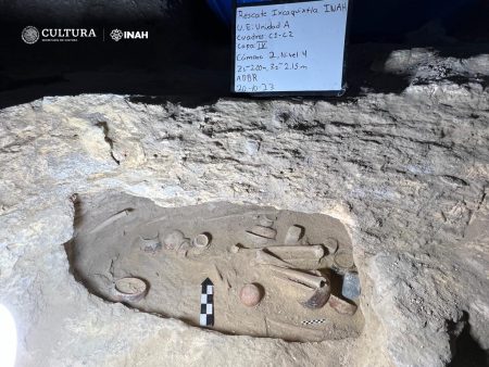 Hallan vestigios arqueológicos y una tumba con más de 1,500 años en Puebla