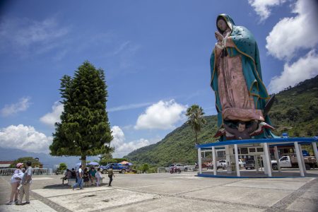 La historia de la monumental Virgen de Guadalupe en la sierra poblana