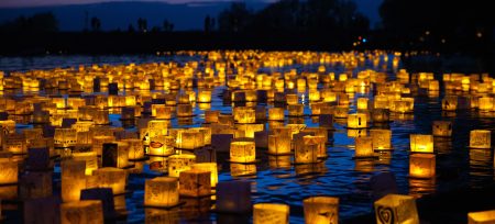 Water Lantern Festival llega a CDMX enviar buenos deseos con una luz en el agua