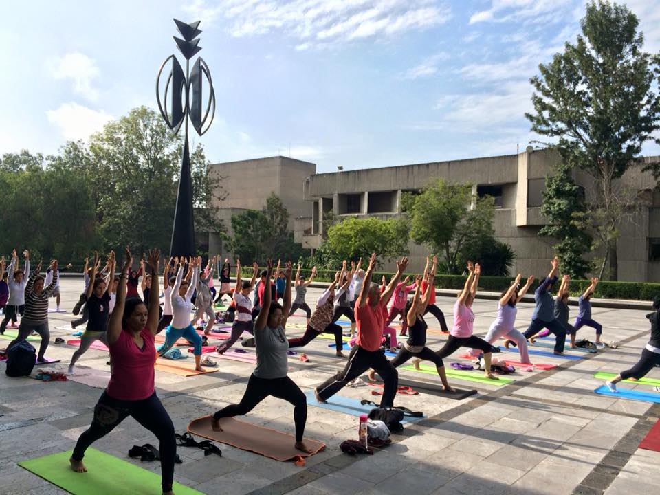 La UNAM impartirá clase de yoga masiva para unir y sanar