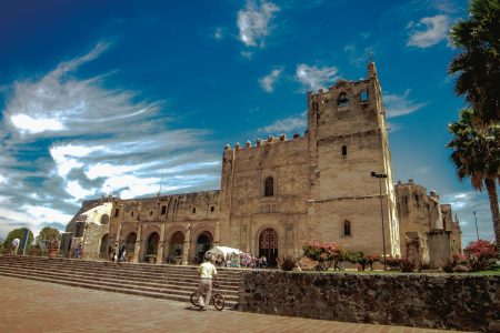 El ex convento Yuriria es una obra de estilo medieval en Guanajuato