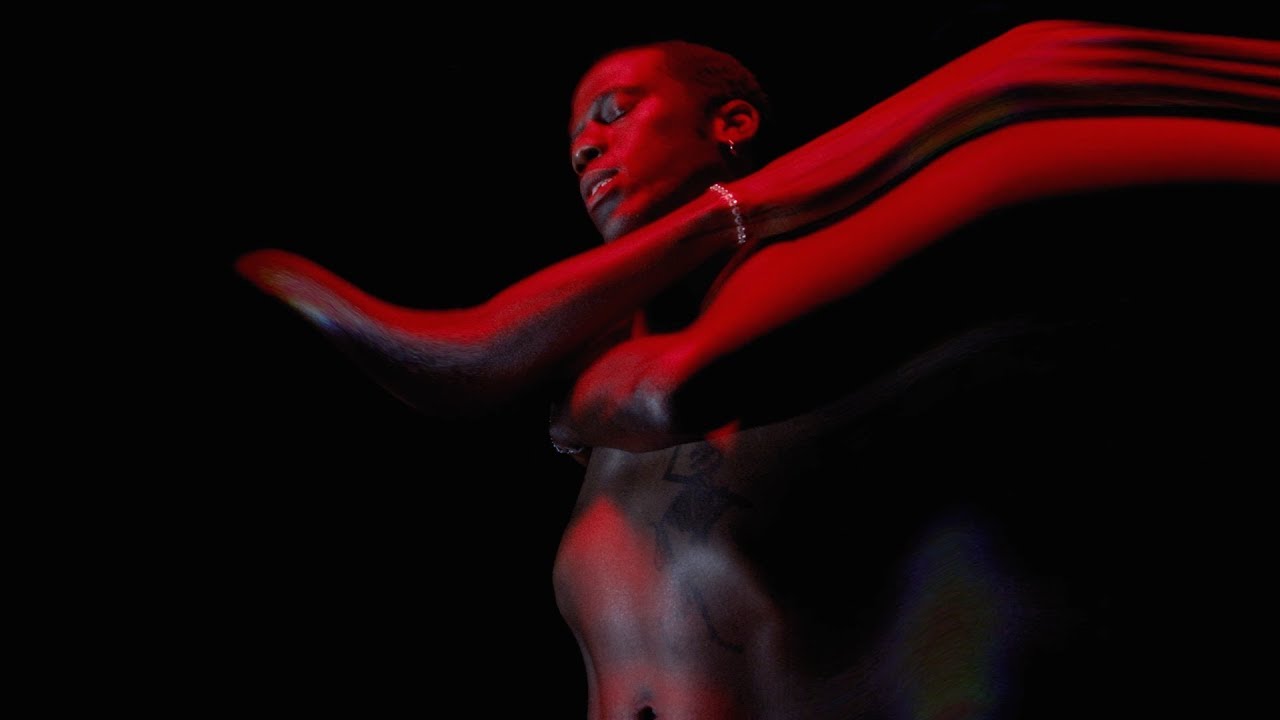 Nano Mutek, presenta al genial músico experimental Yves Tumor