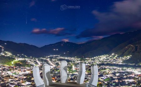 Fotógrafo mexicano capta gloriosas imágenes de El Cometa del Siglo