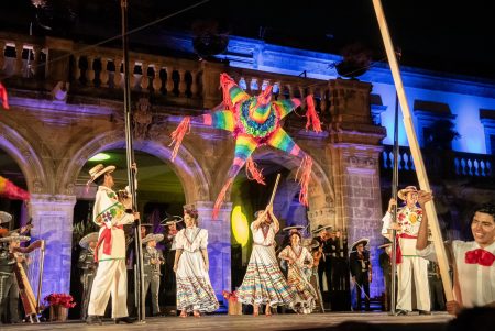 Navidades en México: ballet folklórico de Amalia Hernández en Chapultepec