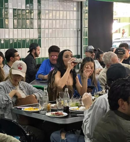 Katy Perry en los Tacos Atarantados, una lección de felicidad a la mexicana