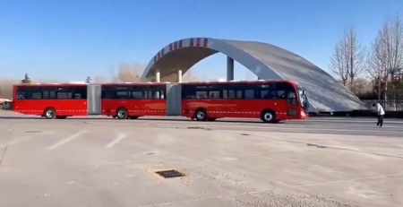 Metrobús biarticulado, más grande, ecológico y 100% eléctrico 