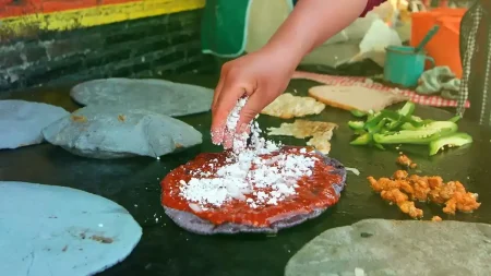 Regalan más de 150 mil gorditas en la Feria de la Memela 2025