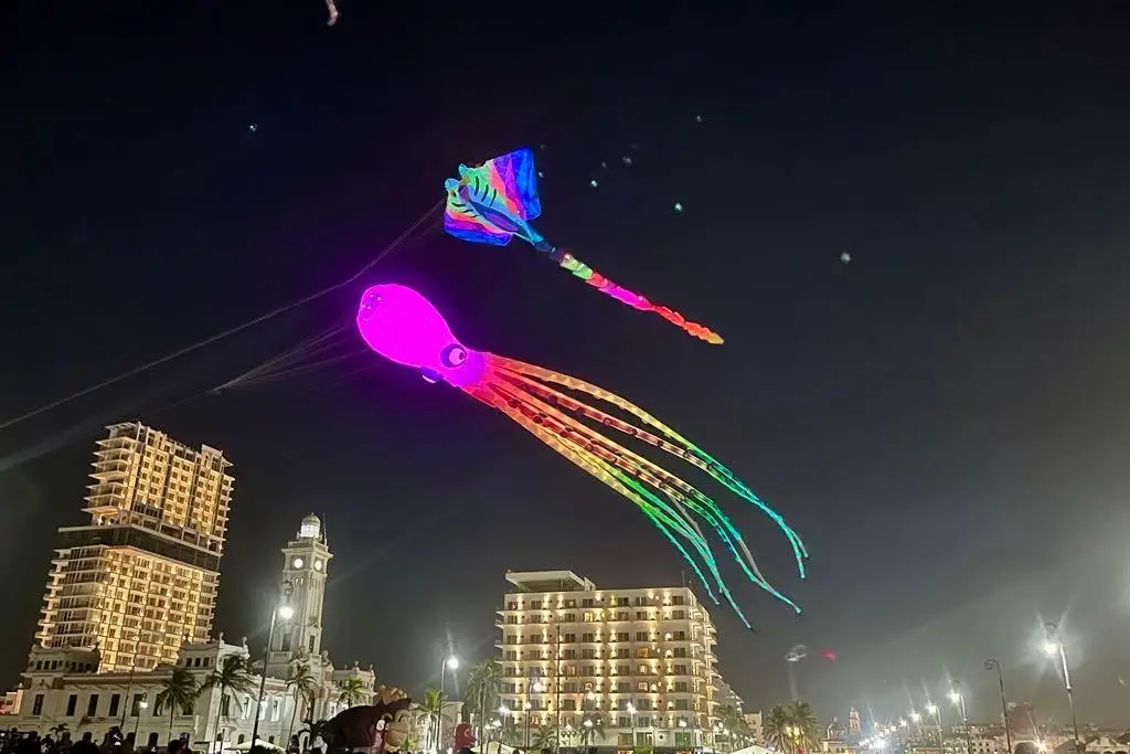 Festival Papalotl 2025, el festival de papalotes iluminados a 2 horas de CDMX