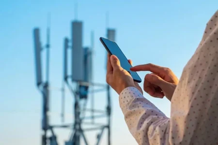 Nueva ley en México: pedirán CURP para tener internet y localizar celulares sin orden judicial