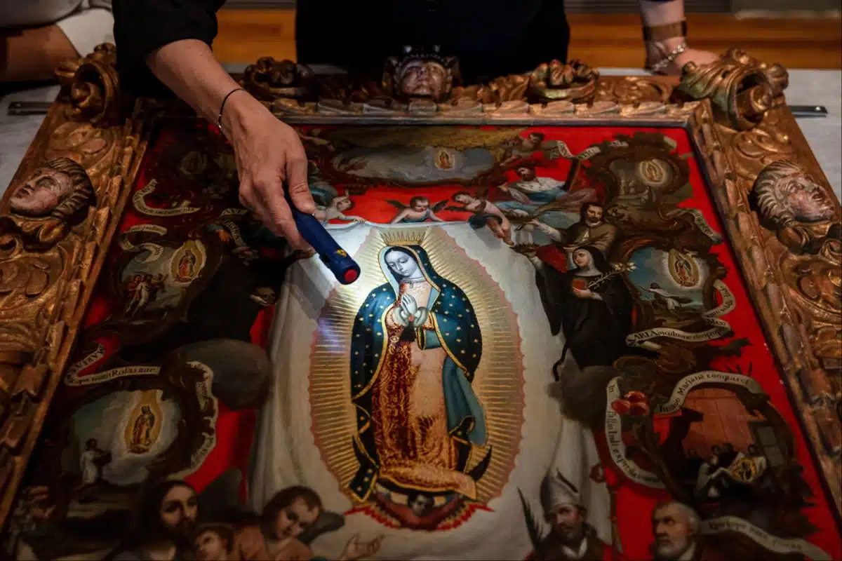 “Tan lejos y tan cerca”, la exposición con la que la Virgen de Guadalupe llega al Museo del Prado de Madrid