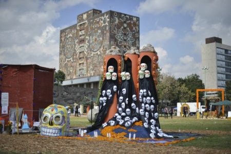 La MegaOfrenda UNAM rendirá homenaje a los 475 años que la sustentan